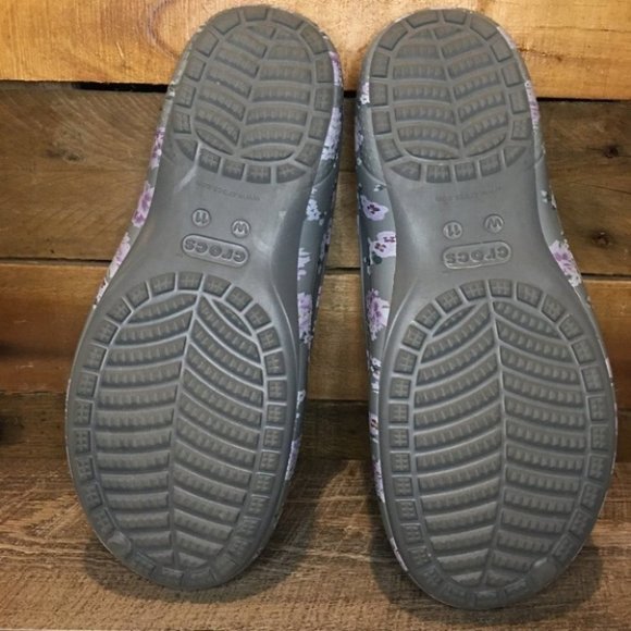 EUC Women’s Crocs Freesail Printed Lined Clogs - Picture 8 of 8